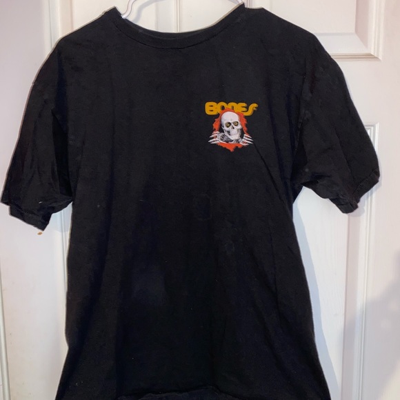 Graphic tee ❤️‍🔥 - Picture 2 of 3